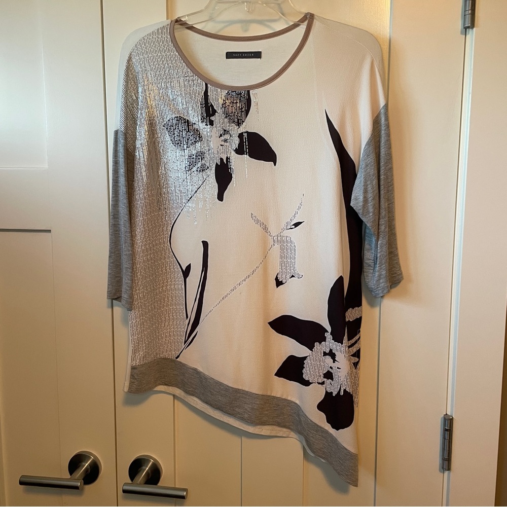 Chico's 3/4 Sleeve Top with Floral Design - Black and Cream